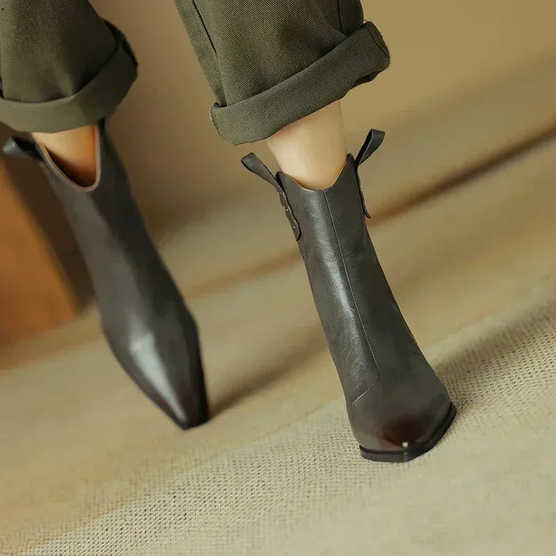 Autumn/winter Women Boots Genuine Leather Western Boots Women Shoes Pointed Toe Chunky Heel Chelsea Retro Ankle Boots